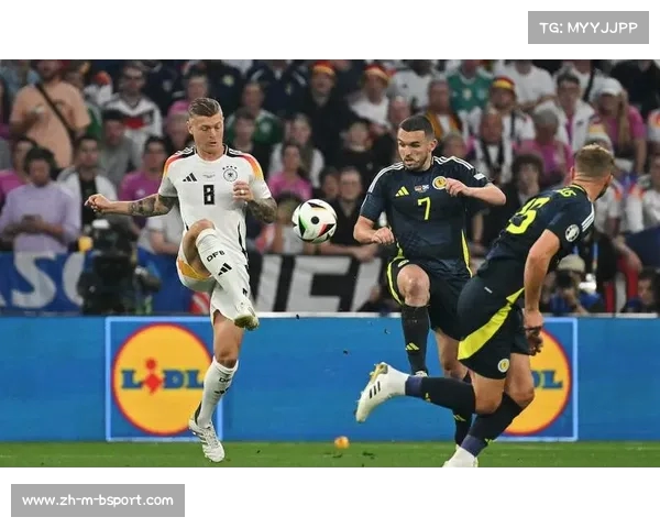 何辉闪耀欧洲杯赛场回顾他在比赛中的精彩瞬间与卓越表现