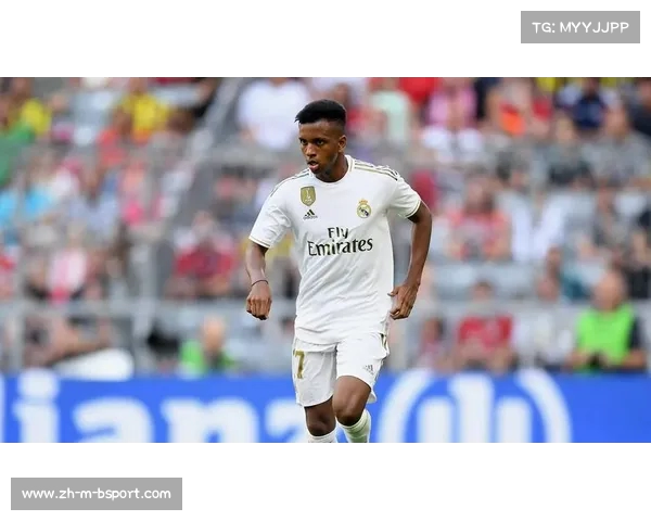 皇马15号球员的传奇之路与17号球员的辉煌历史回顾与展望 皇马15号球员的传奇之路与17号球员的辉煌历史回顾与展望